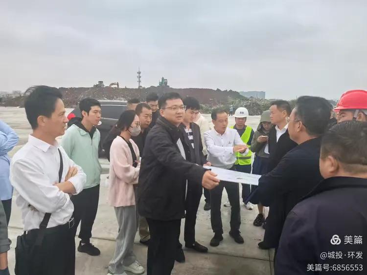 李翊副市長調(diào)研海口市建筑垃圾資源化利用廠項(xiàng)目(圖2)